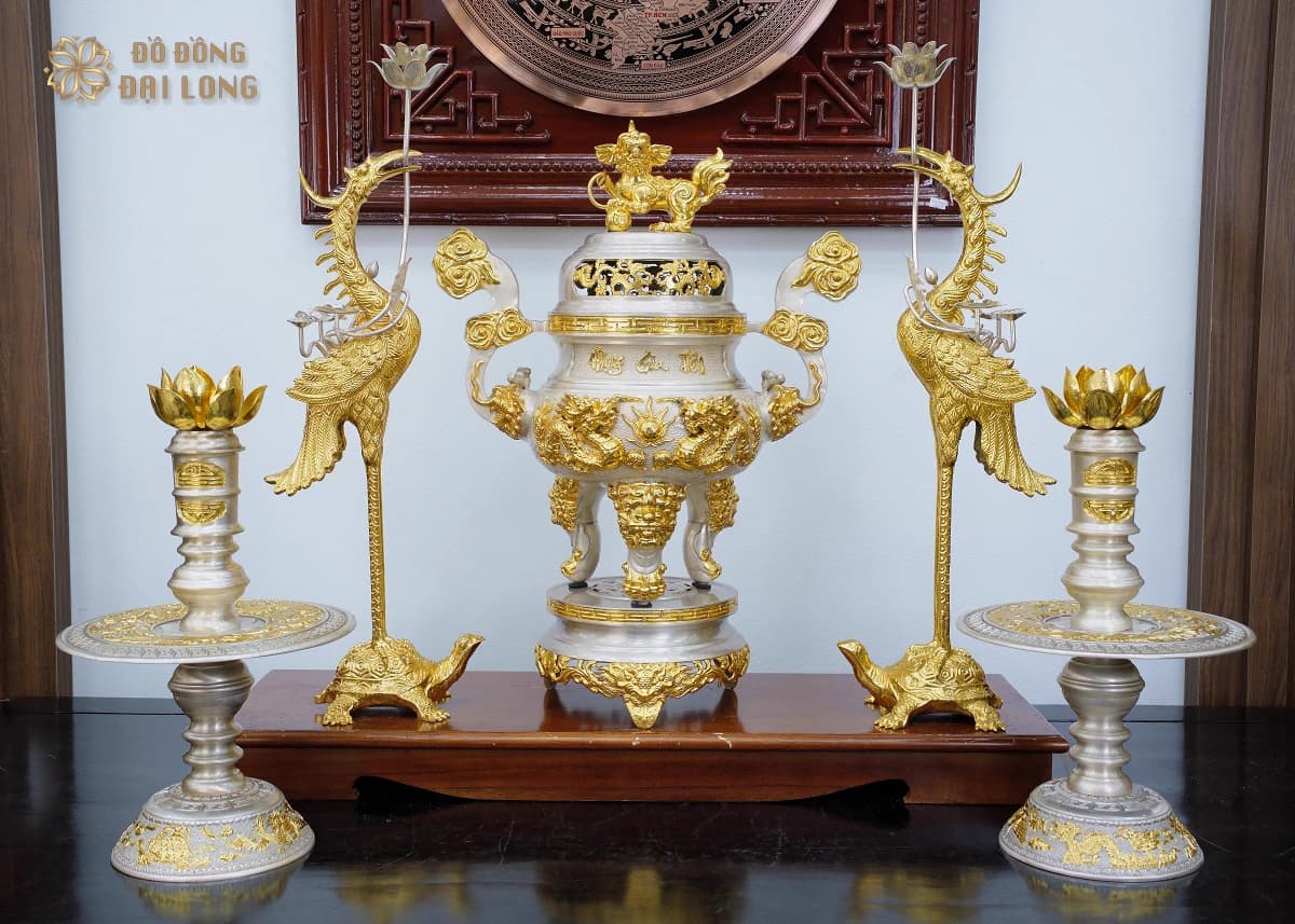 Bộ đỉnh đồng ngũ sự Kim Bảo mạ bạc vàng tại Đồ Đồng Đại Long