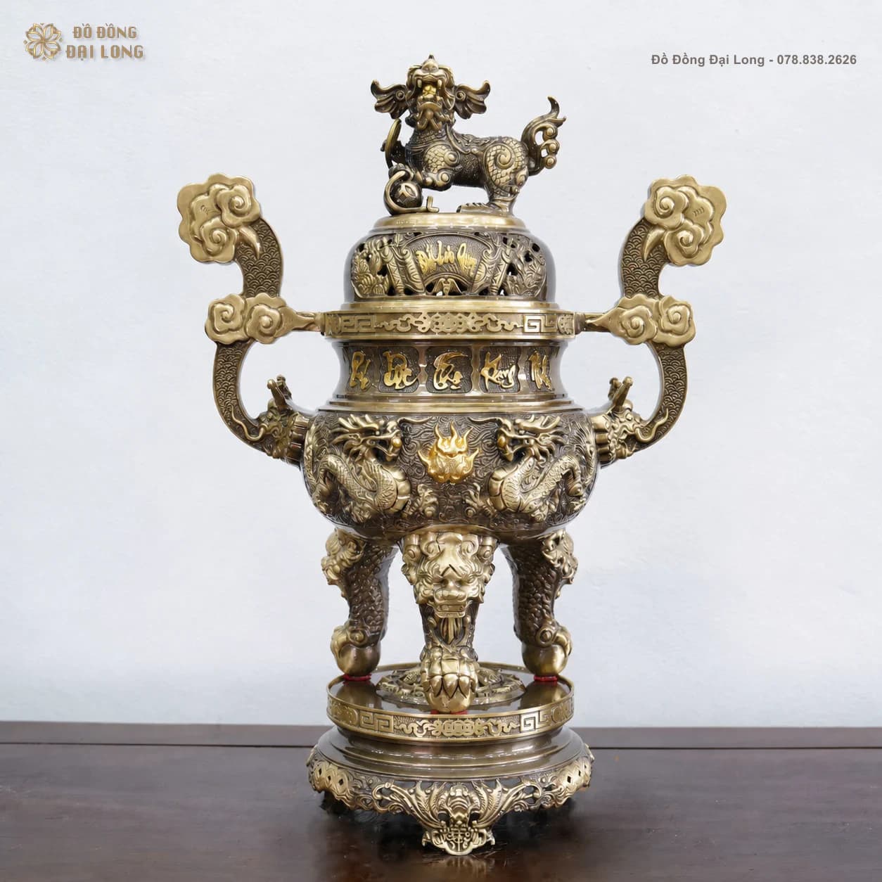 Đỉnh đồng Phúc Lộc Thọ Khang Ninh màu hun cổ ba chân, nắp kỳ lân và thân song long tại Đồ Đồng Đại Long