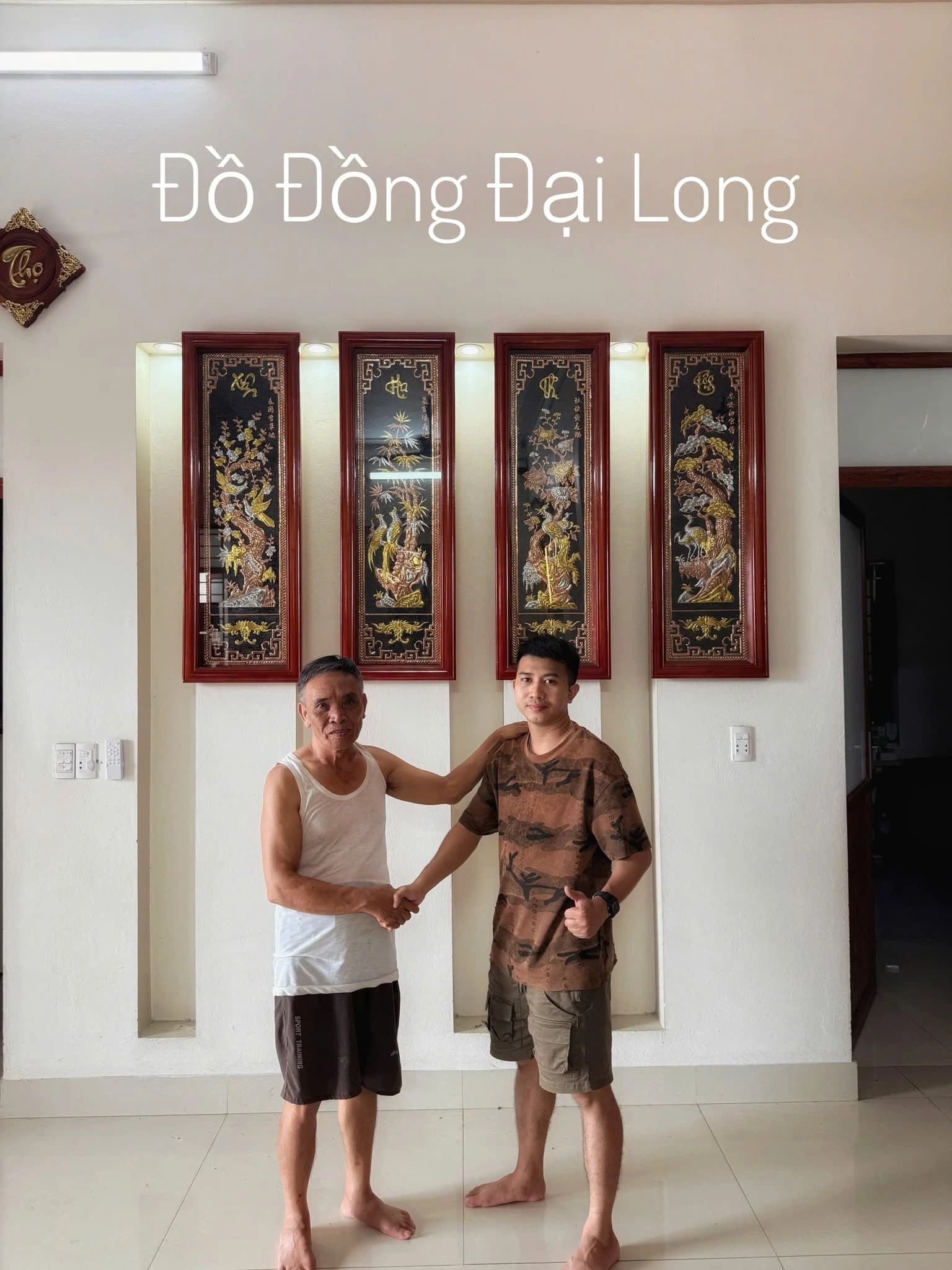 Bộ tranh đồng bốn tấm được bàn giao trong không gian khách hàng